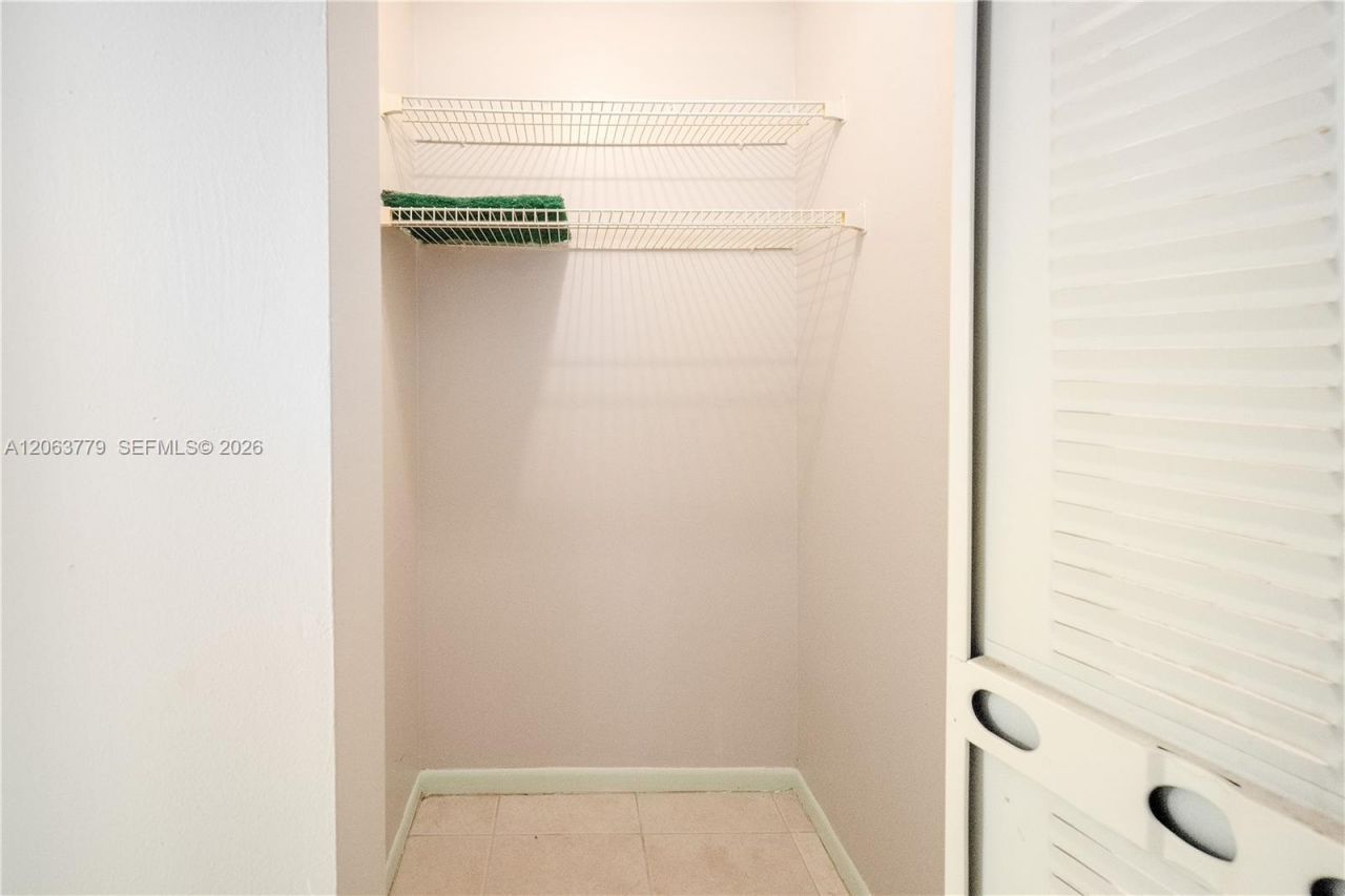 2683 Lakehaven Rd , Unit 2683, West Palm Beach, FL 33415 Photo