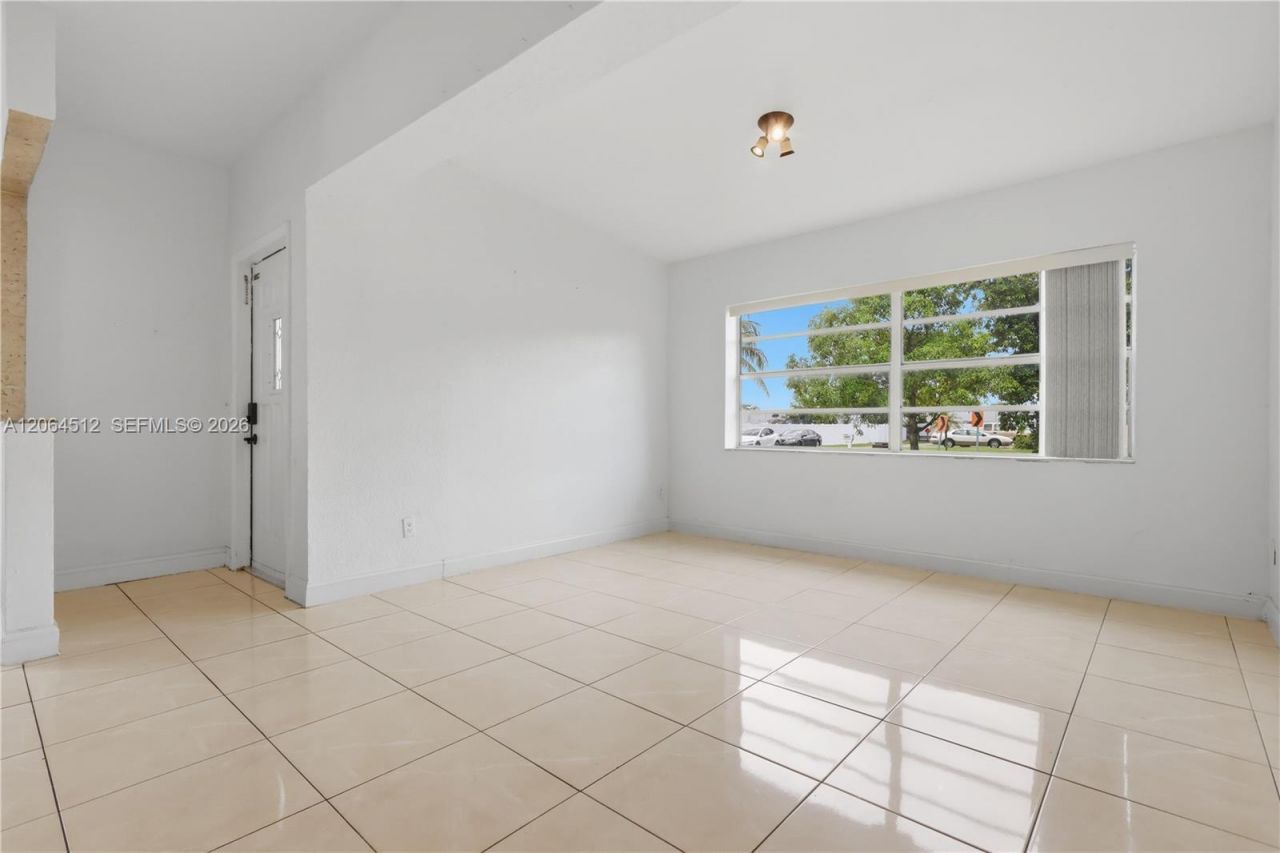 6448 Funston St , Hollywood, FL 33023 Photo