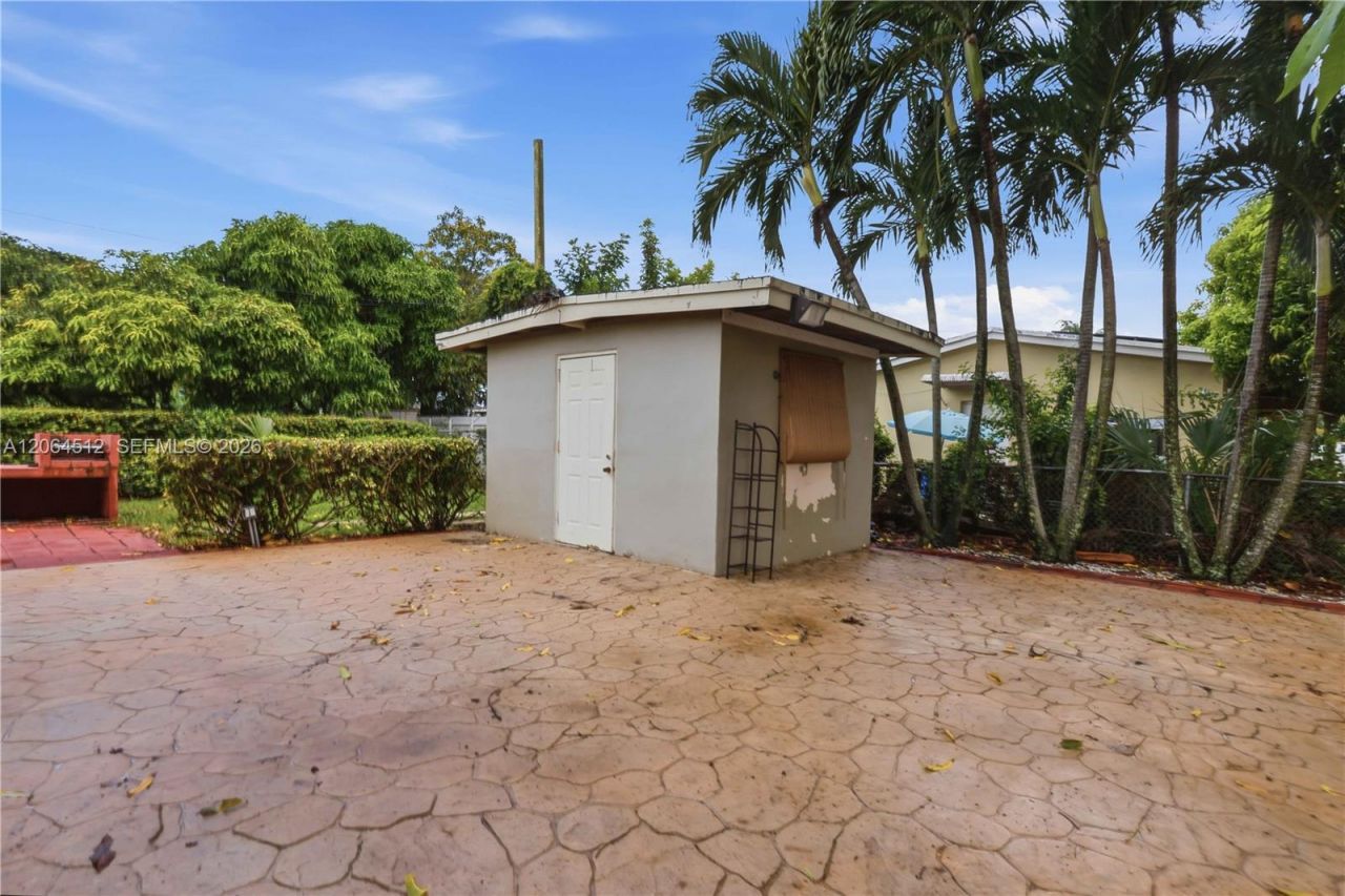 6448 Funston St , Hollywood, FL 33023 Photo