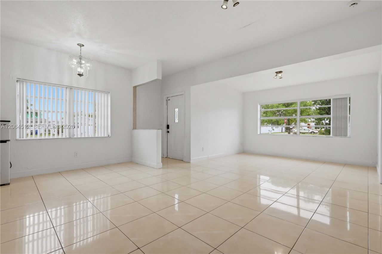 6448 Funston St, Hollywood, FL 33023 Photo