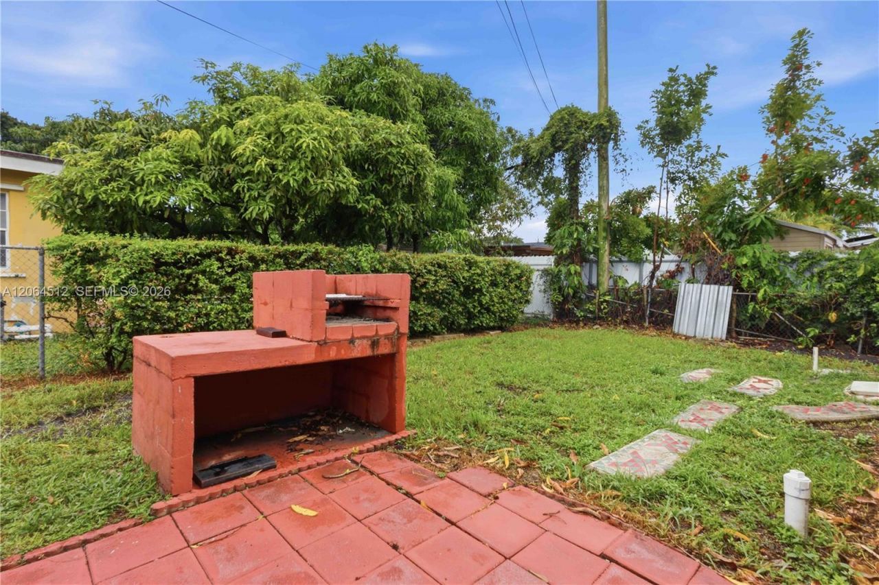 6448 Funston St , Hollywood, FL 33023 Photo