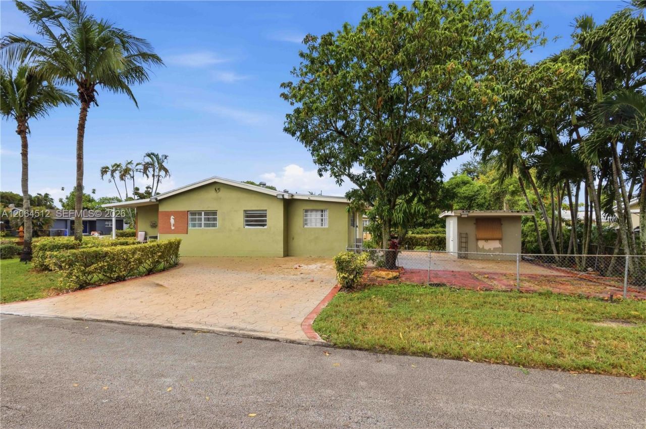 6448 Funston St , Hollywood, FL 33023 Photo