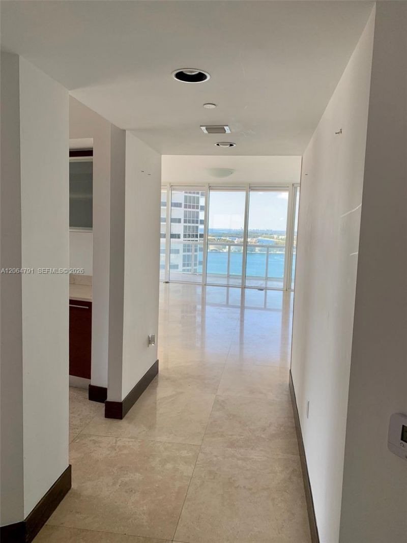 450 Alton Rd , Unit 2207, Miami Beach, FL 33139 Photo