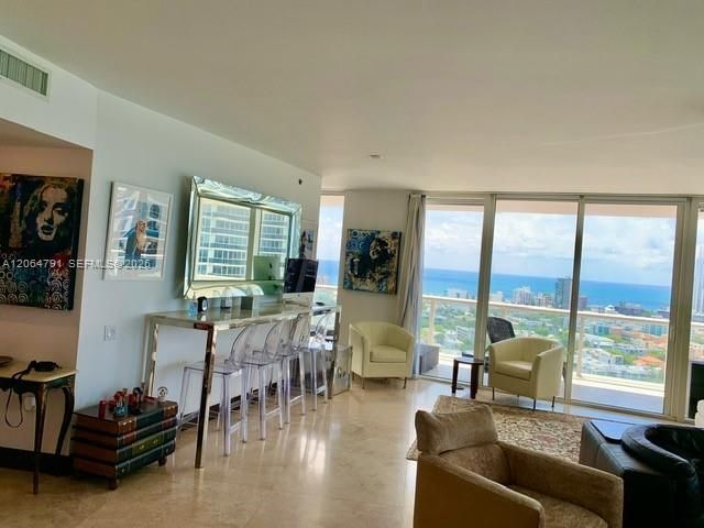 450 Alton Rd , Unit 2207, Miami Beach, FL 33139 Photo