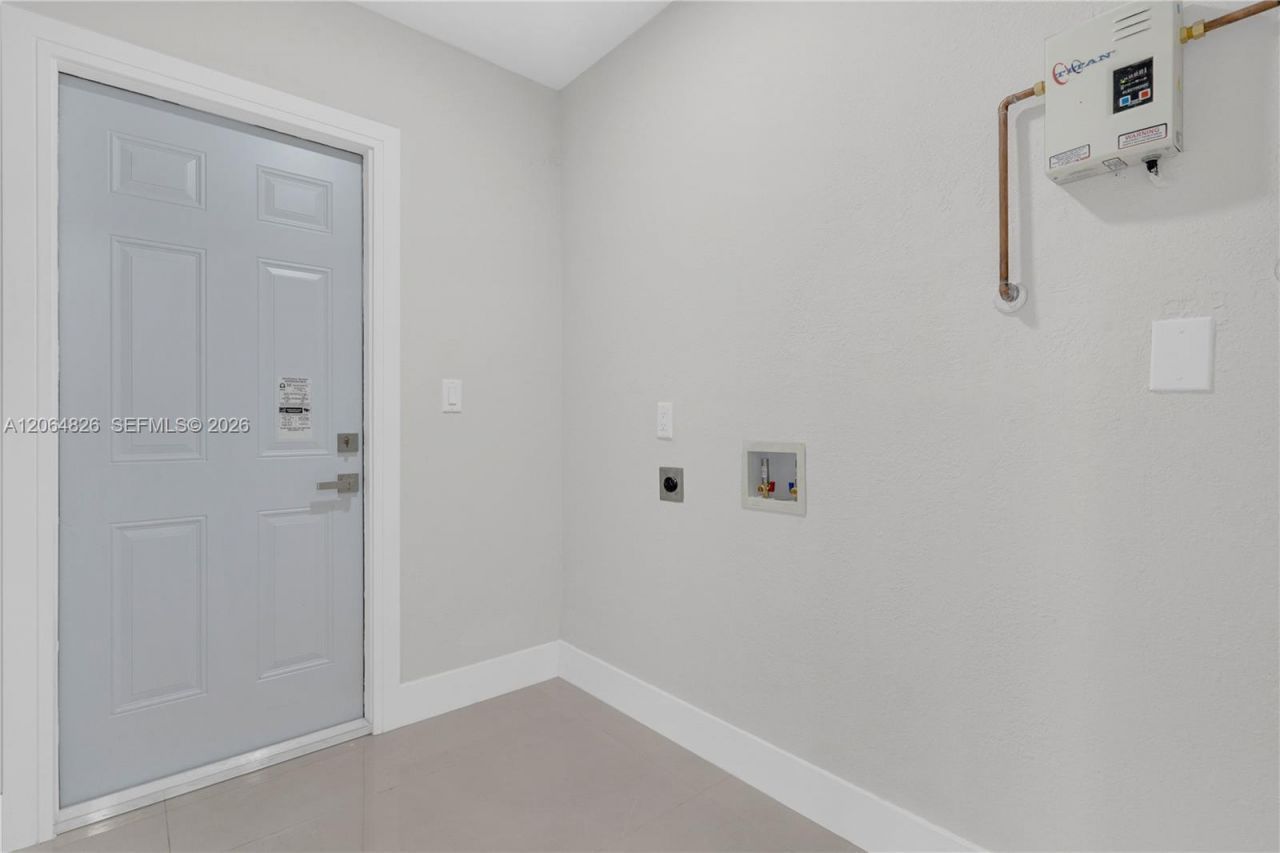 4375 SW 112th Ave , Miami, FL 33165 Photo