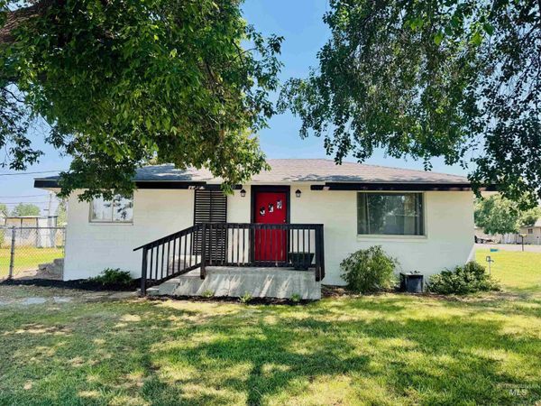 1610 D Street, Heyburn, ID 83336