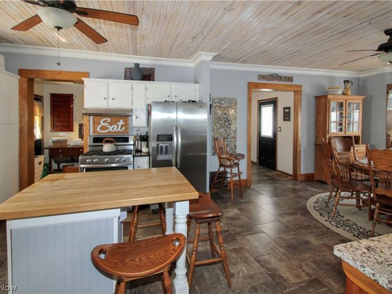 148 Prospect Street , Oak Harbor, OH 43449 Photo 4