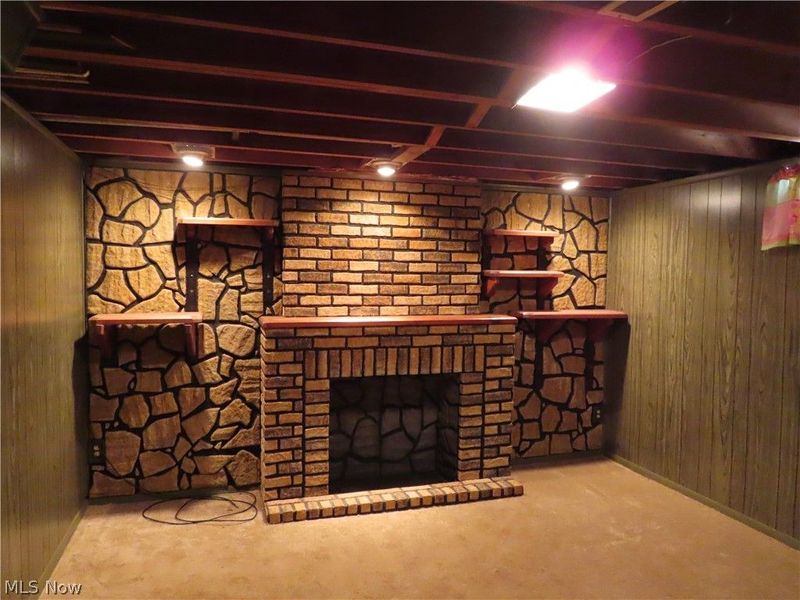8515 Renwood Drive , Parma, OH 44129 Photo 24