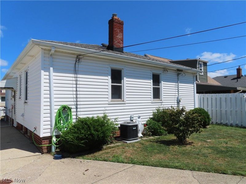 8515 Renwood Drive , Parma, OH 44129 Photo 35