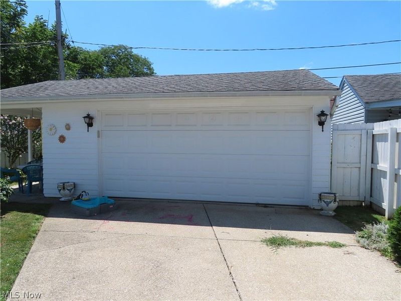8515 Renwood Drive , Parma, OH 44129 Photo 36