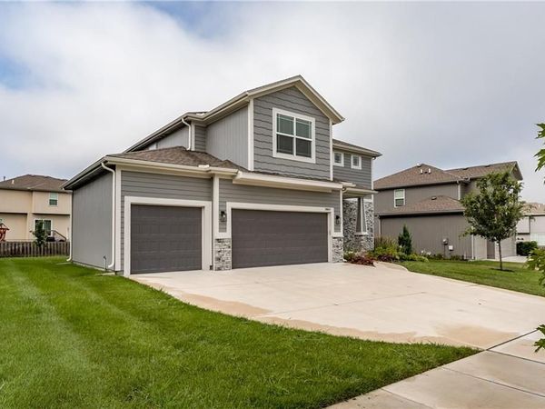 28601 W 162nd Street, Gardner, KS 66030