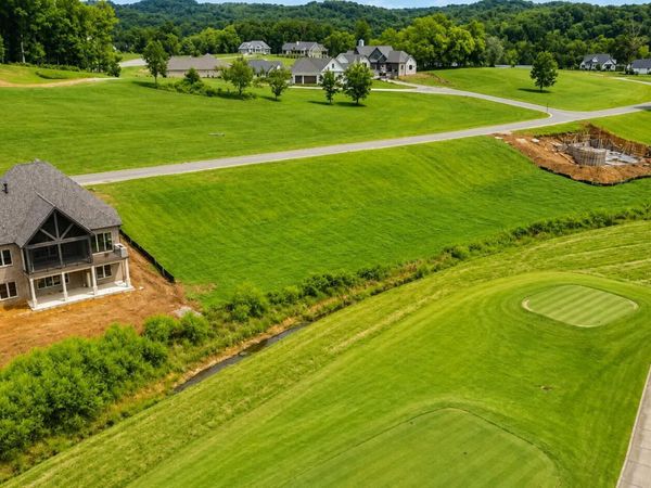 2920 Chestnut Lane, Loudon, TN 37774