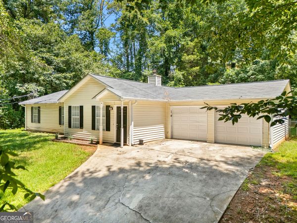 220 Splitwood Lane, Fairburn, GA 30213