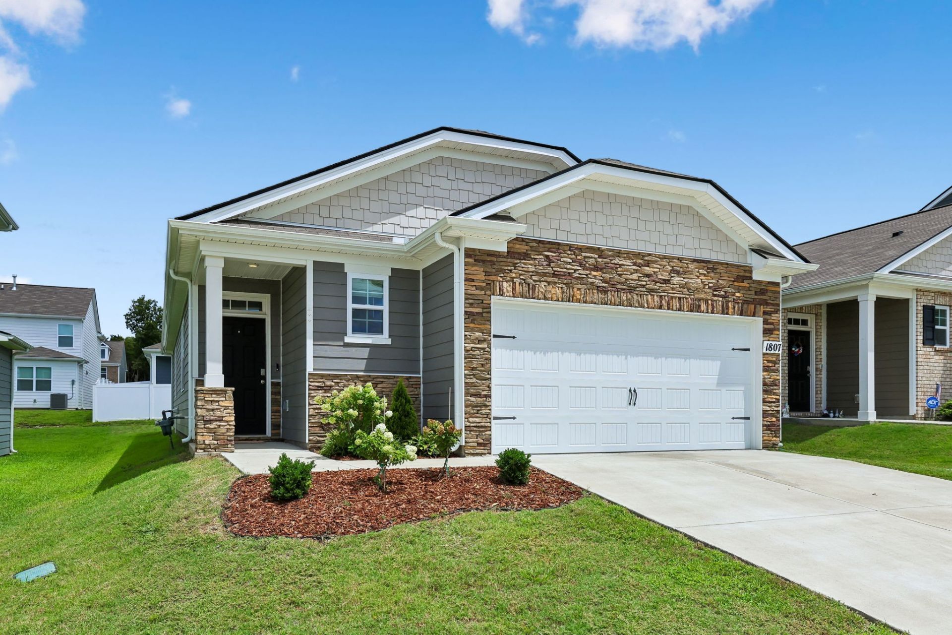 1807 Wellwood Ln, Lebanon, TN 37087 Main Photo