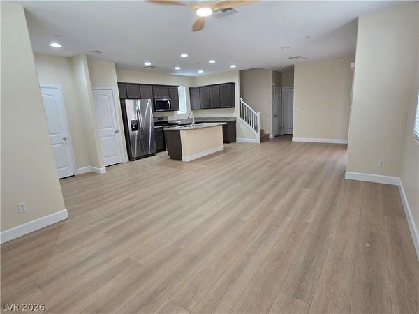 2715 Hammetts Landing Walk, Henderson, NV 89044