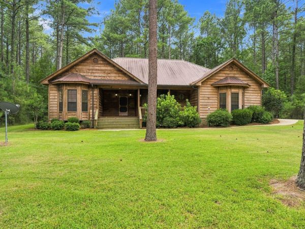 991 Lake Eddins 1638, Pachuta, MS 39347