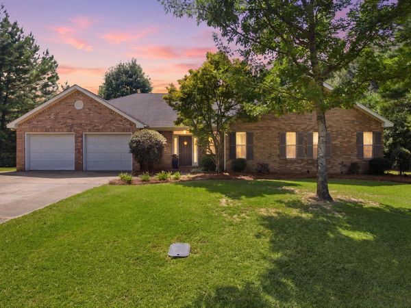 79 Fairview Dr., Petal, MS 39465