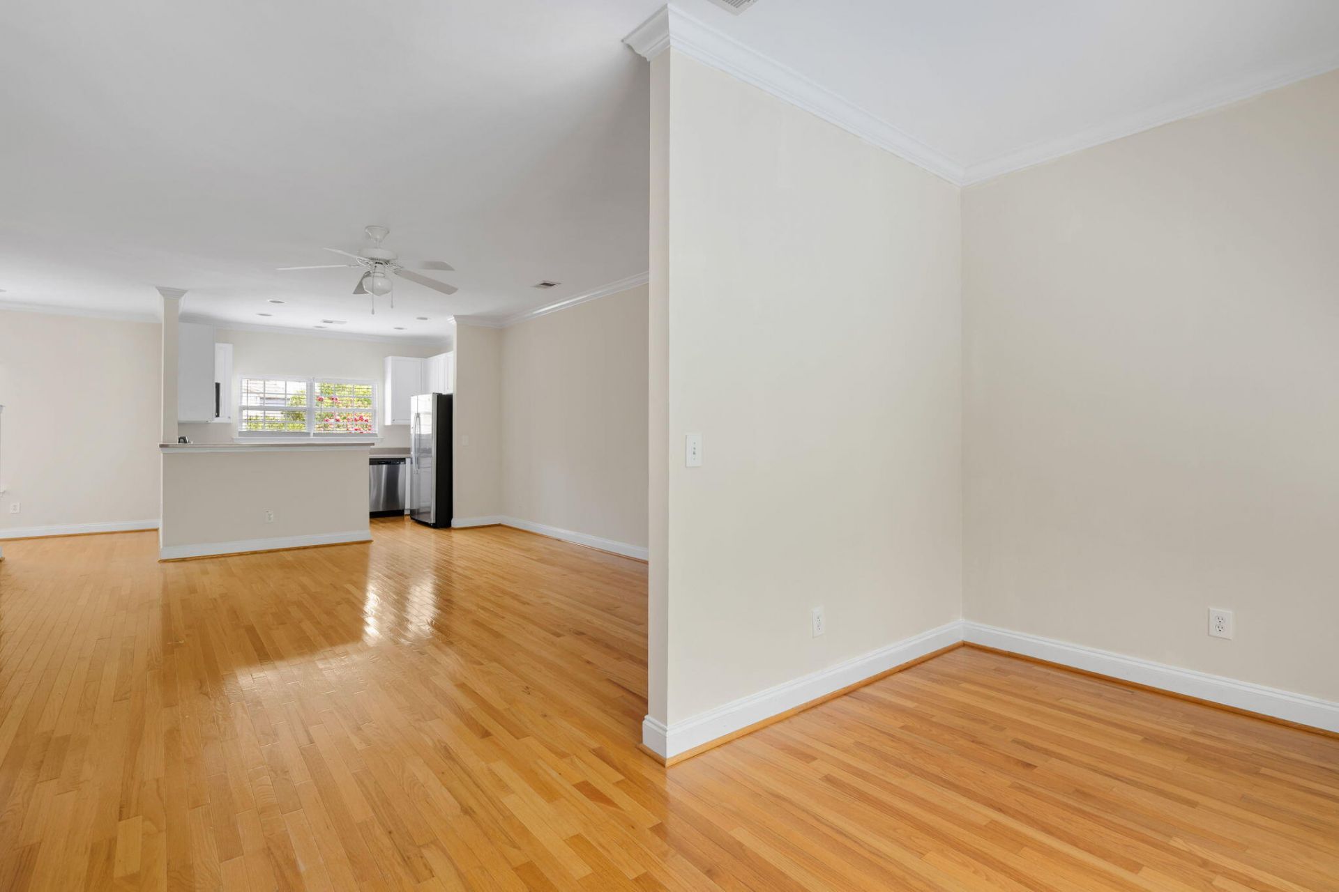 4102 Babbitt Street Photo 12