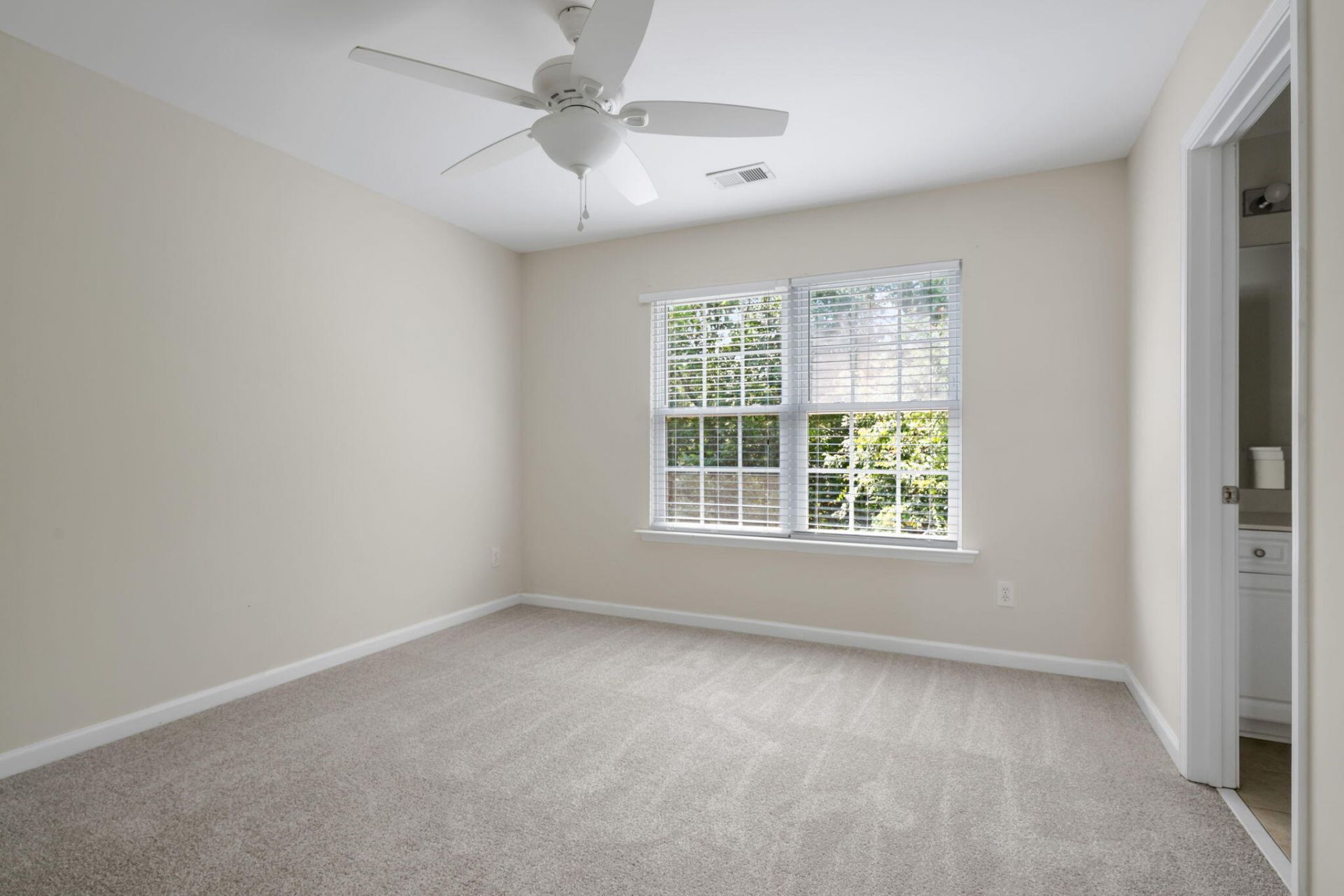 4102 Babbitt Street Photo 21