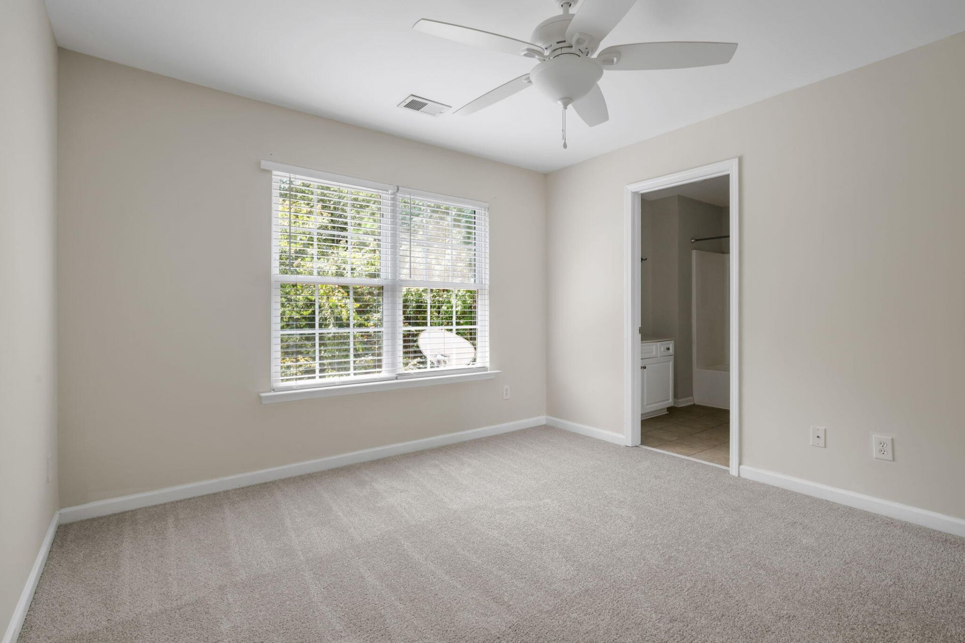 4102 Babbitt Street Photo 22