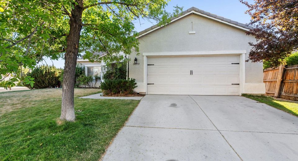 10235 Lucente Way, Reno, NV 89521 Photo