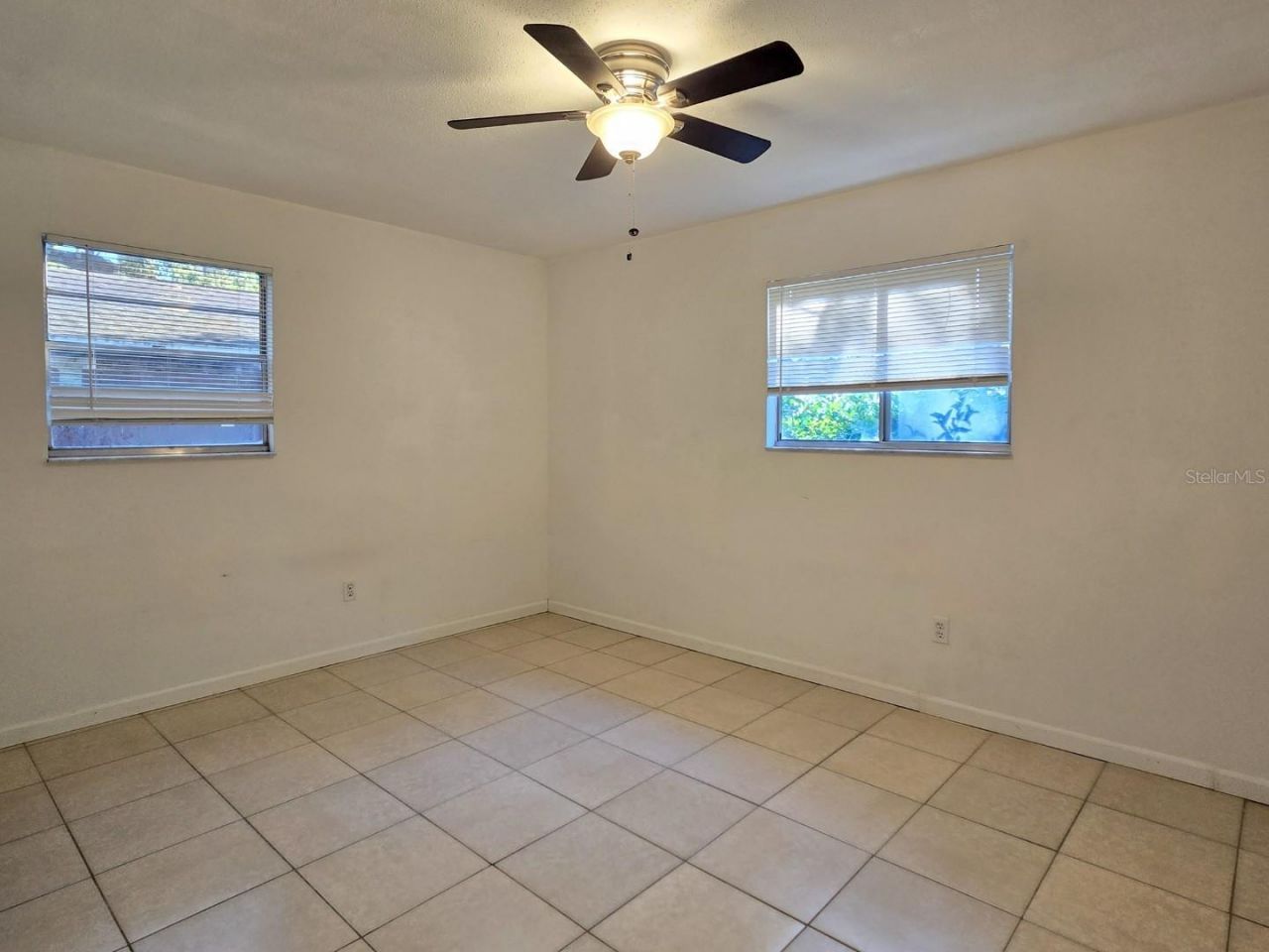1537 Mango Tree Drive, Edgewater, FL 32132 Photo