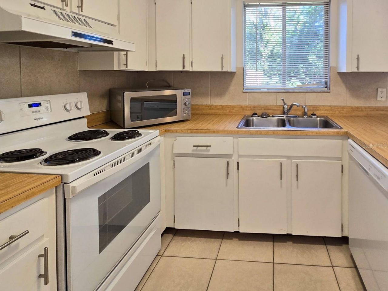 1537 Mango Tree Drive, Edgewater, FL 32132 Photo