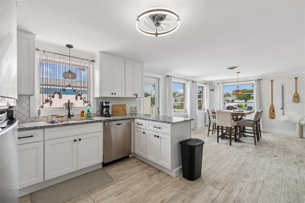 403 63rd Street , Holmes Beach, FL 34217 Photo