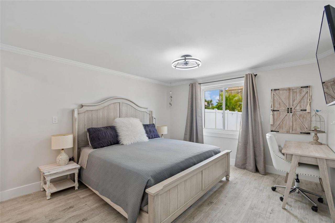 403 63rd Street , Holmes Beach, FL 34217 Photo