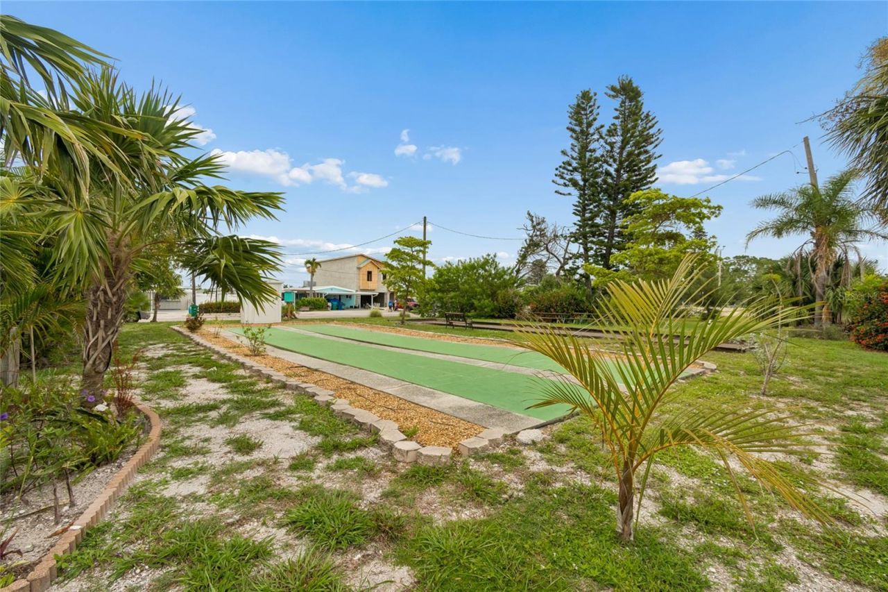 403 63rd Street , Holmes Beach, FL 34217 Photo