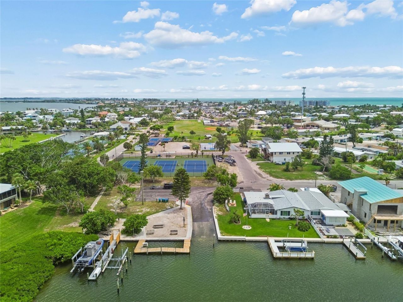 403 63rd Street , Holmes Beach, FL 34217 Photo