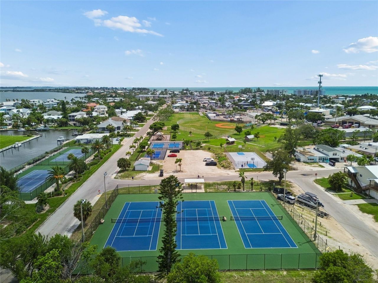 403 63rd Street , Holmes Beach, FL 34217 Photo