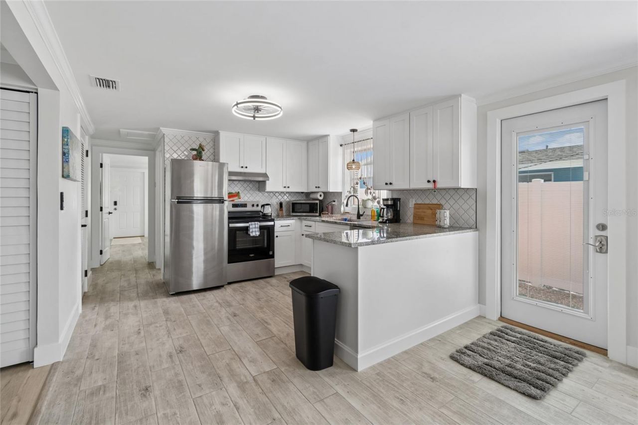 403 63rd Street , Holmes Beach, FL 34217 Photo