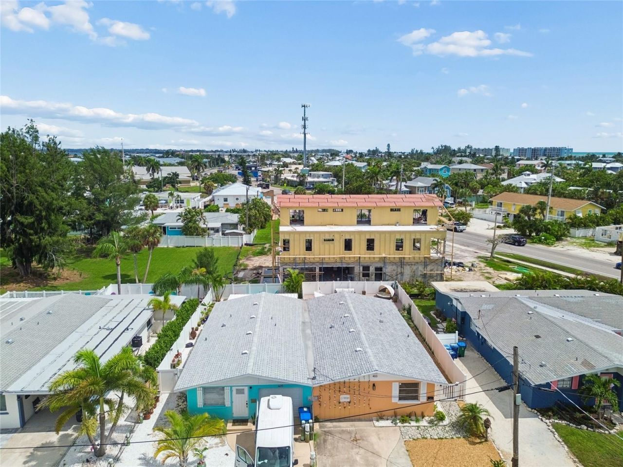 403 63rd Street , Holmes Beach, FL 34217 Photo
