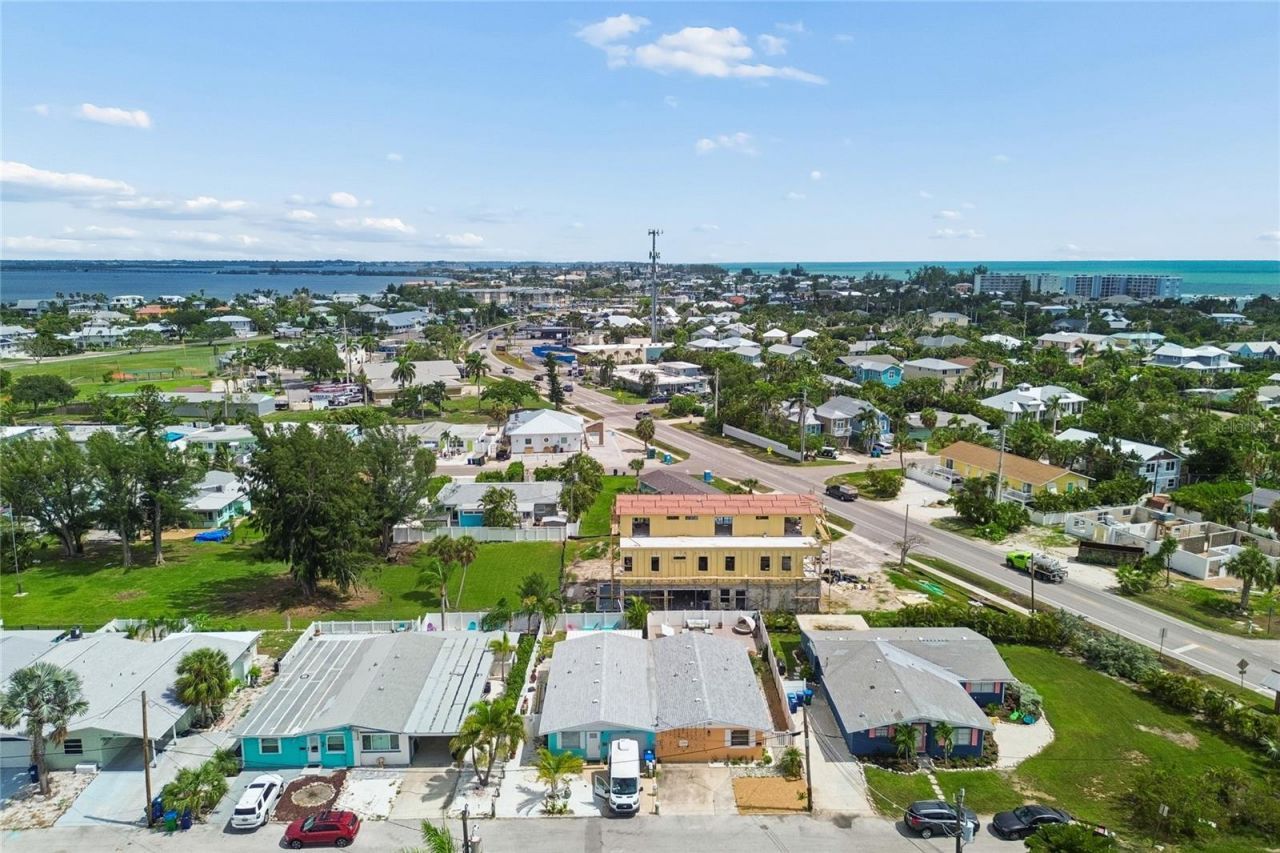 403 63rd Street , Holmes Beach, FL 34217 Photo