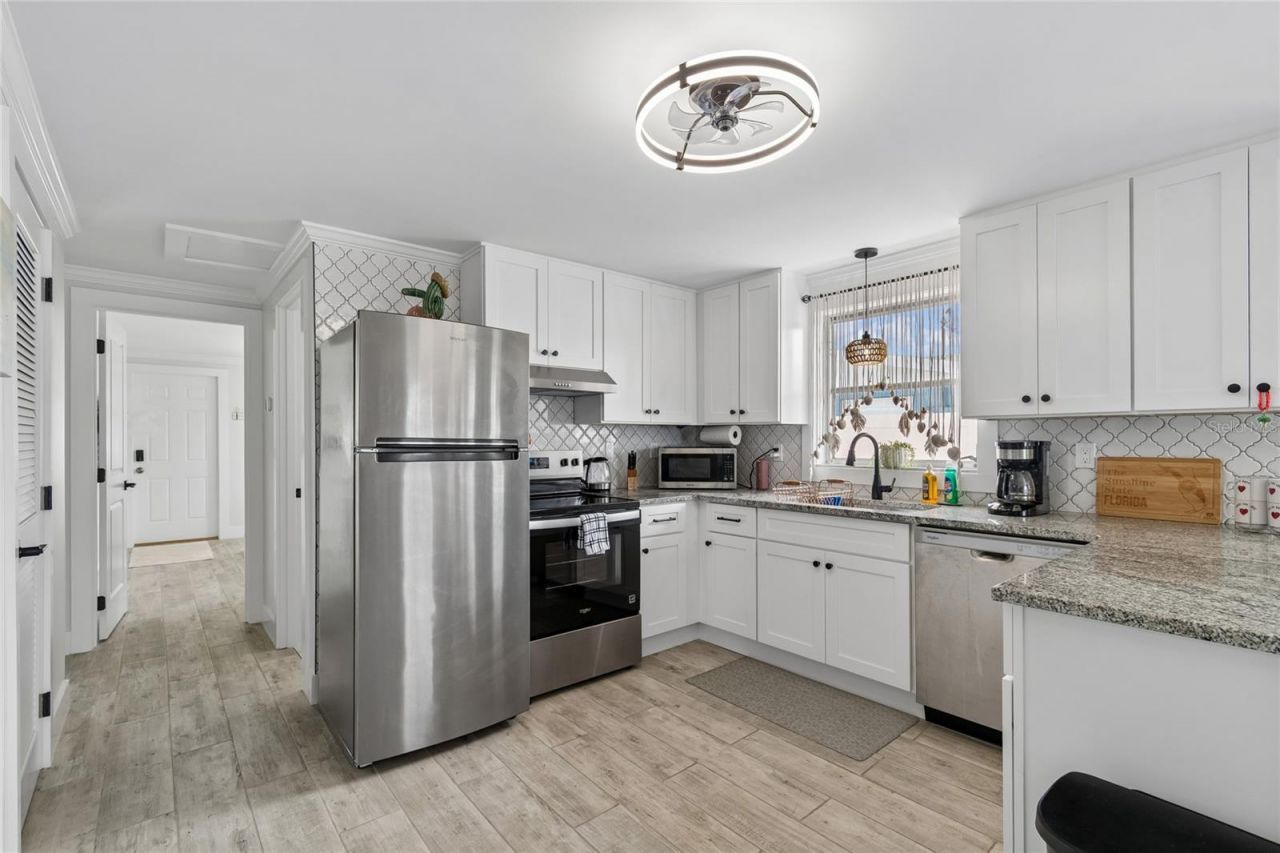 403 63rd Street , Holmes Beach, FL 34217 Photo