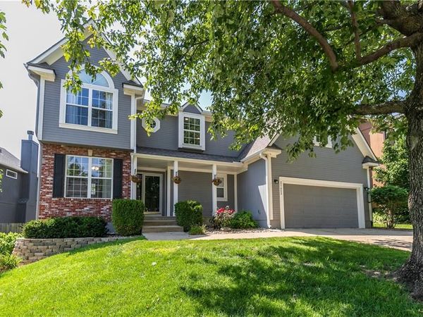 21423 W 47th Court, Shawnee, KS 66218