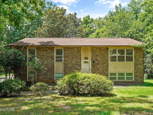 2309 Black Bear Rd, Knoxville, TN 37923