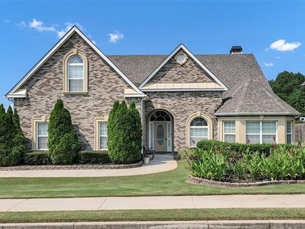 920 Southfork Drive , Loganville, GA 30052