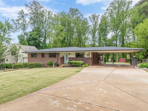 3499 Fairway Drive , College Park, GA 30337