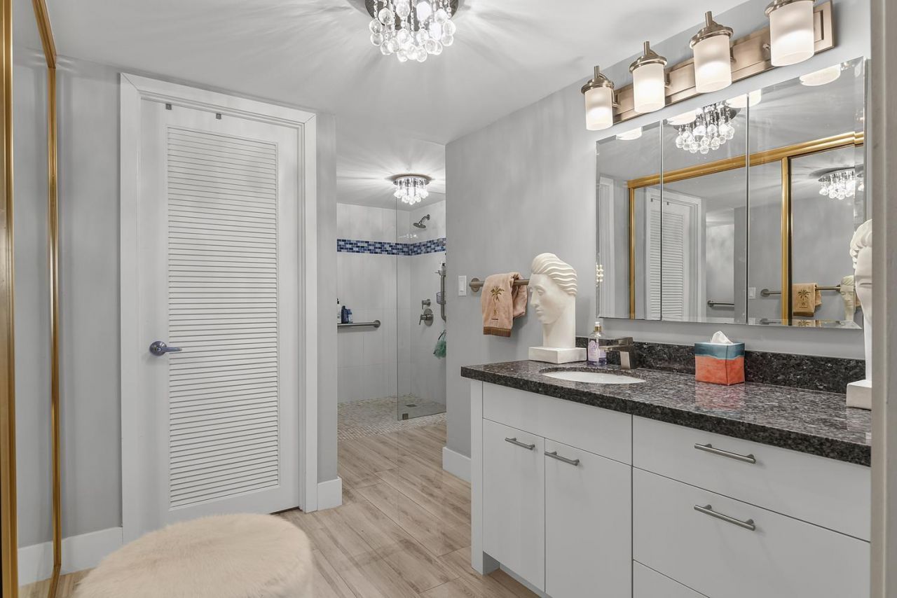 3550 Galt Ocean Drive, Unit 1707, Fort Lauderdale, FL 33308 Photo