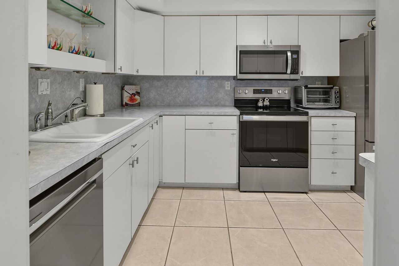 3550 Galt Ocean Drive, Unit 1707, Fort Lauderdale, FL 33308 Photo