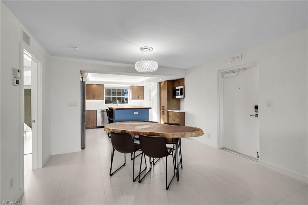9486 Gulf Shore Dr, Unit A101, Naples, FL 34108 Photo