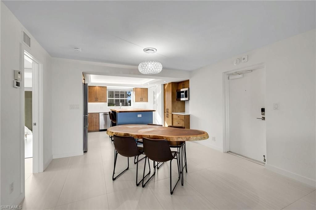 9486 Gulf Shore Dr, Unit A101, Naples, FL 34108 Photo