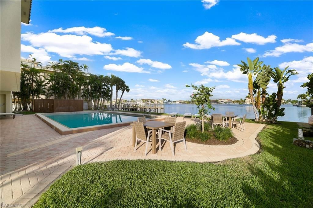 9486 Gulf Shore Dr, Unit A101, Naples, FL 34108 Photo