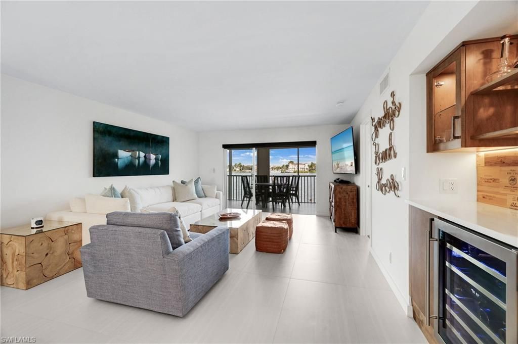 9486 Gulf Shore Dr, Unit A101, Naples, FL 34108 Photo