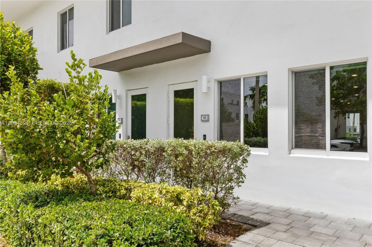 6416 NW 102nd Ct, Unit 115, Doral, FL 33178 Photo