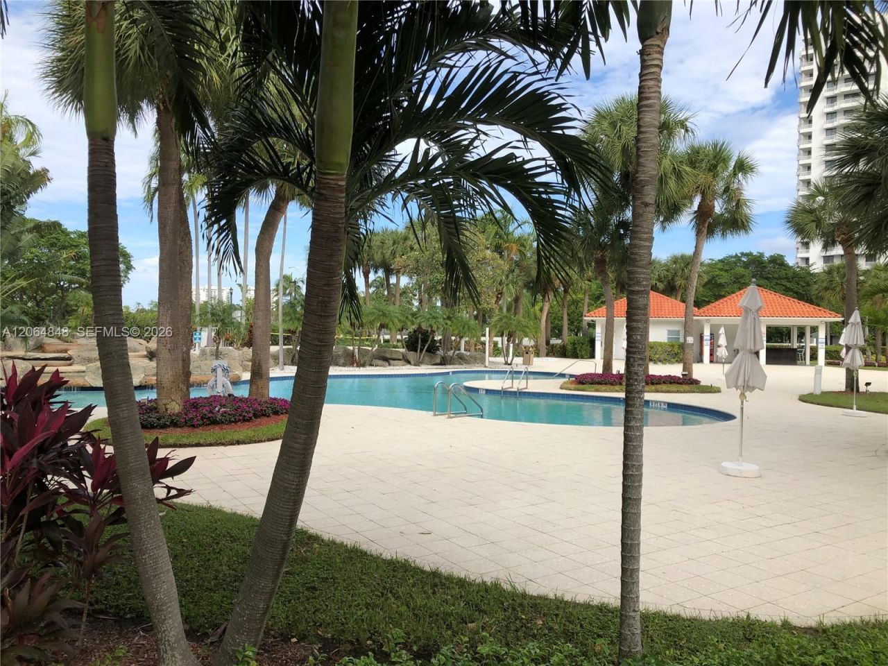 3300 NE 191st St, Unit LP10, Aventura, FL 33180 Photo