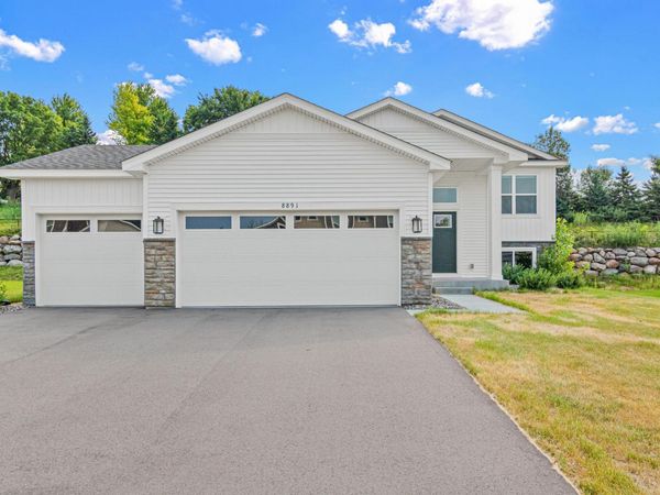 8891 Foust Lane, Rockford, MN 55373
