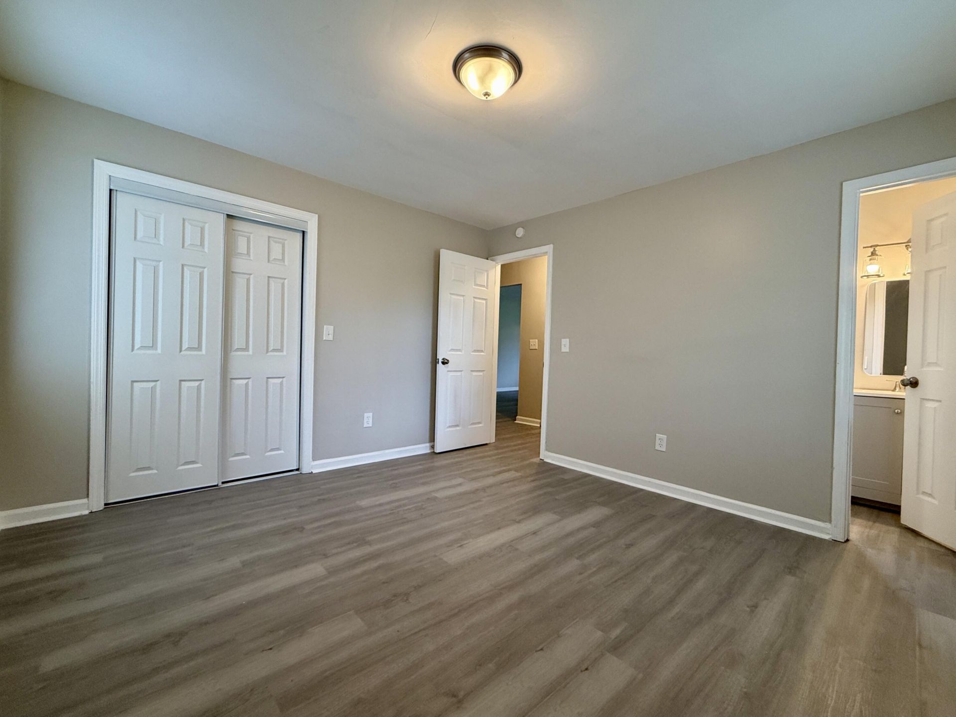 2379 Otranto Road Photo 16